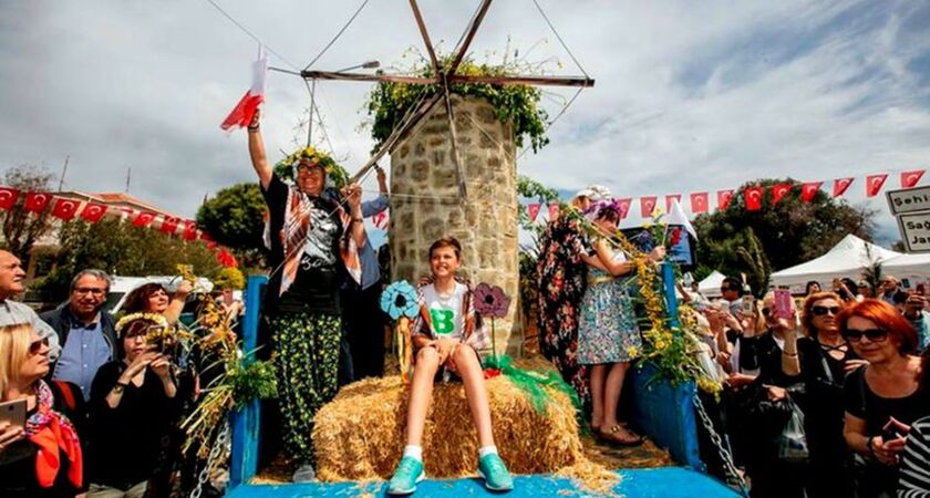 Urla Enginar Festivali